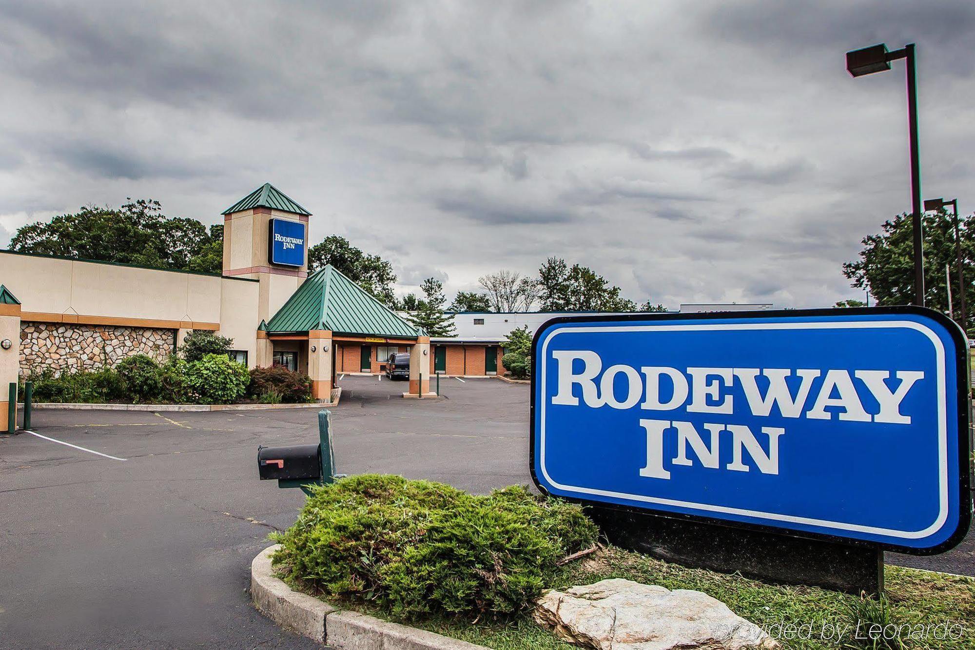 Rodeway Inn Conference Center Montgomeryville Dış mekan fotoğraf